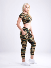 Load image into Gallery viewer, Short Sleeved Crop Top
