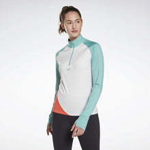 Load image into Gallery viewer, Reebok Women&#39;s Running Quarter Zip Top
