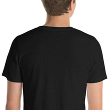 Load image into Gallery viewer, Hikerunner Unisex T-Shirt - Model LMTORFWF
